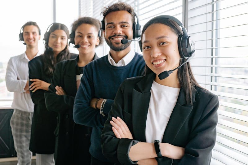 AI customer support — professional support team delivering exceptional customer service